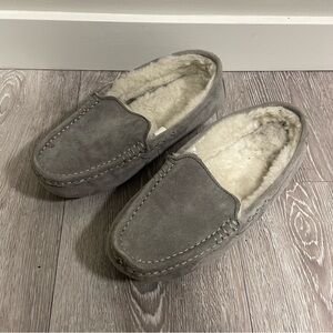 Nuknuuk Mocassin Loafer Slippers Grey Suede Leather Genuine Sheepskin Size 8